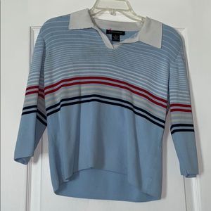 Half sleeve collard T-shirt